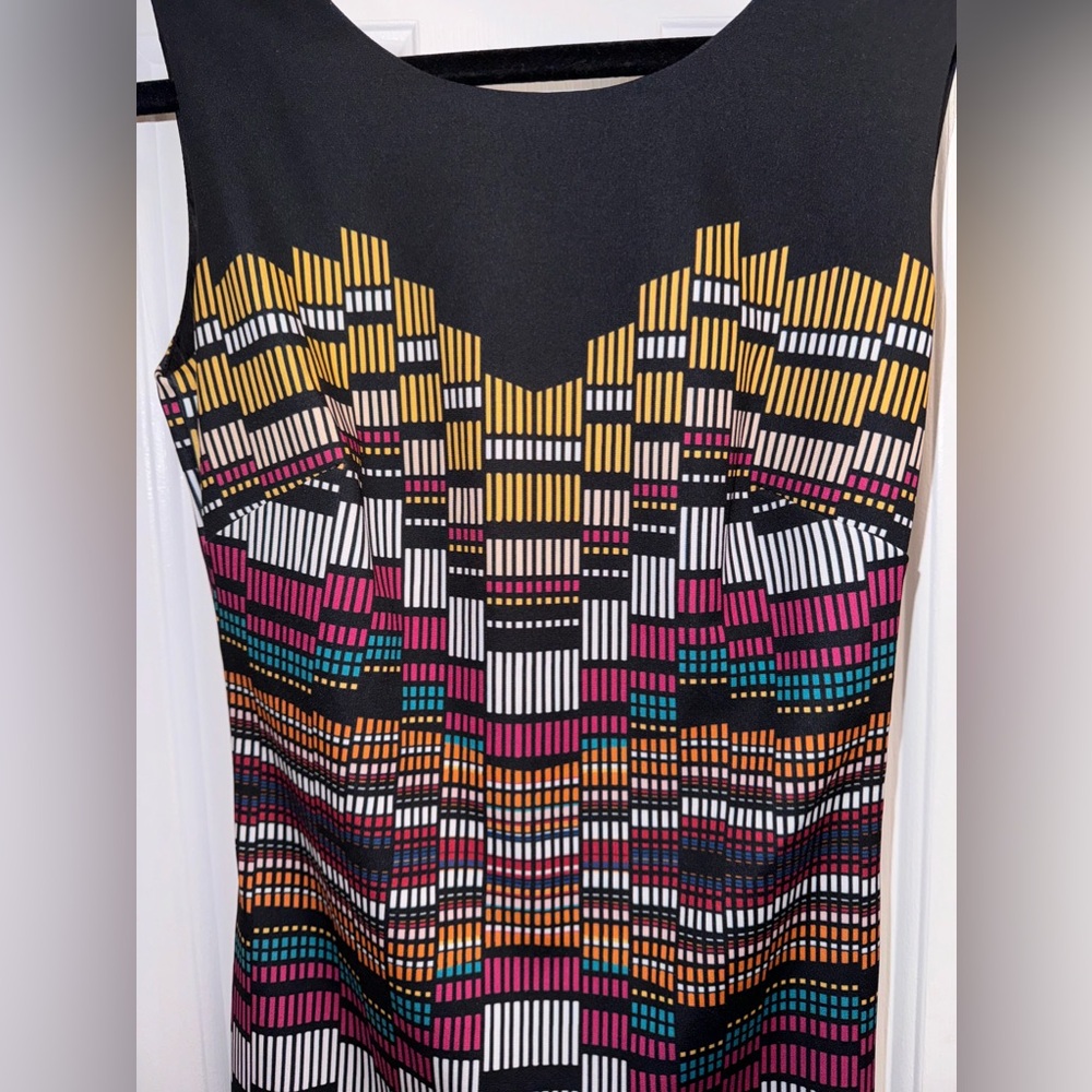 Bebe fitted dress with cut out in back, Size XXS - Picture 3 of 13